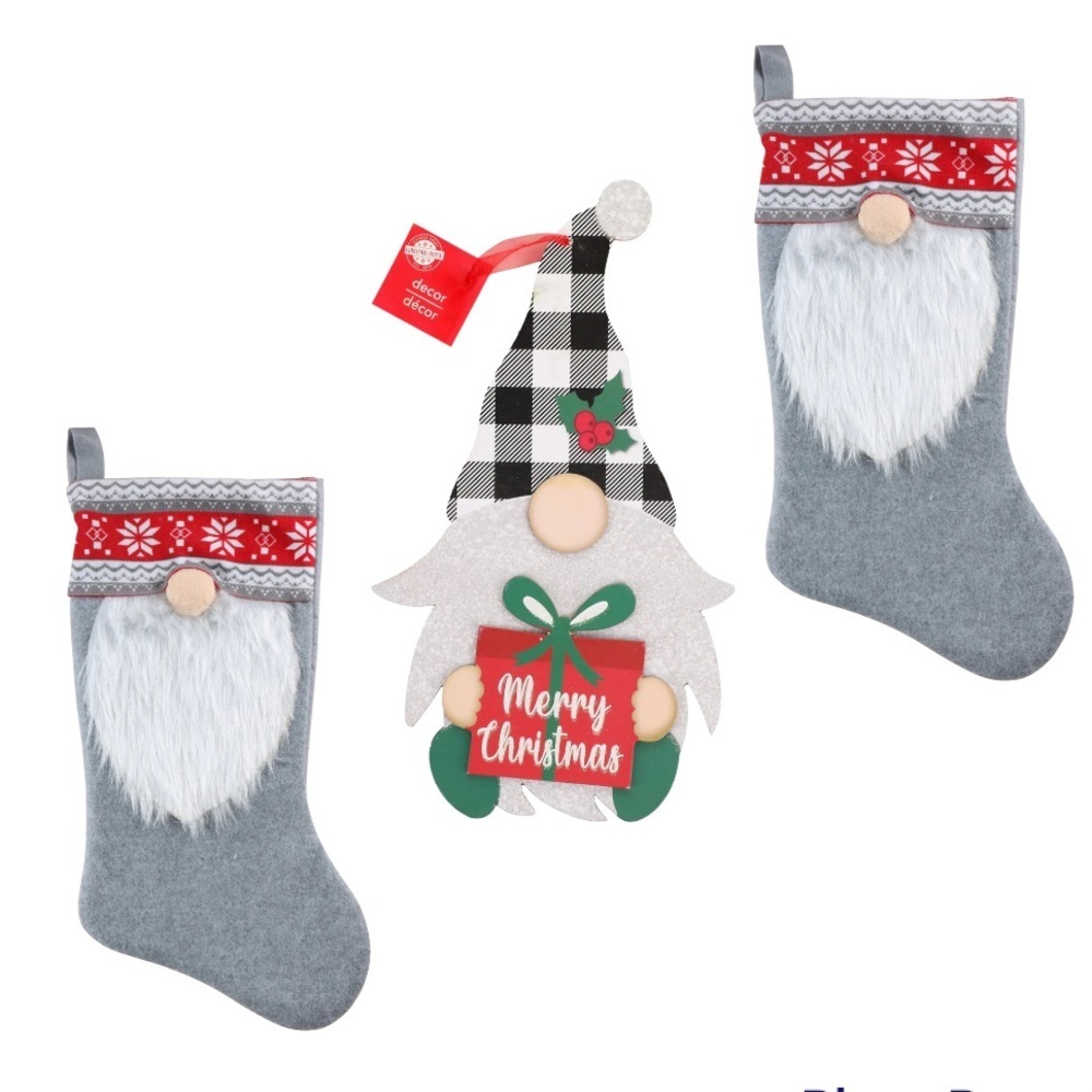 NWT Christmas House  2 Gray Gnome Stockings & Merry Christmas Gnome Signs